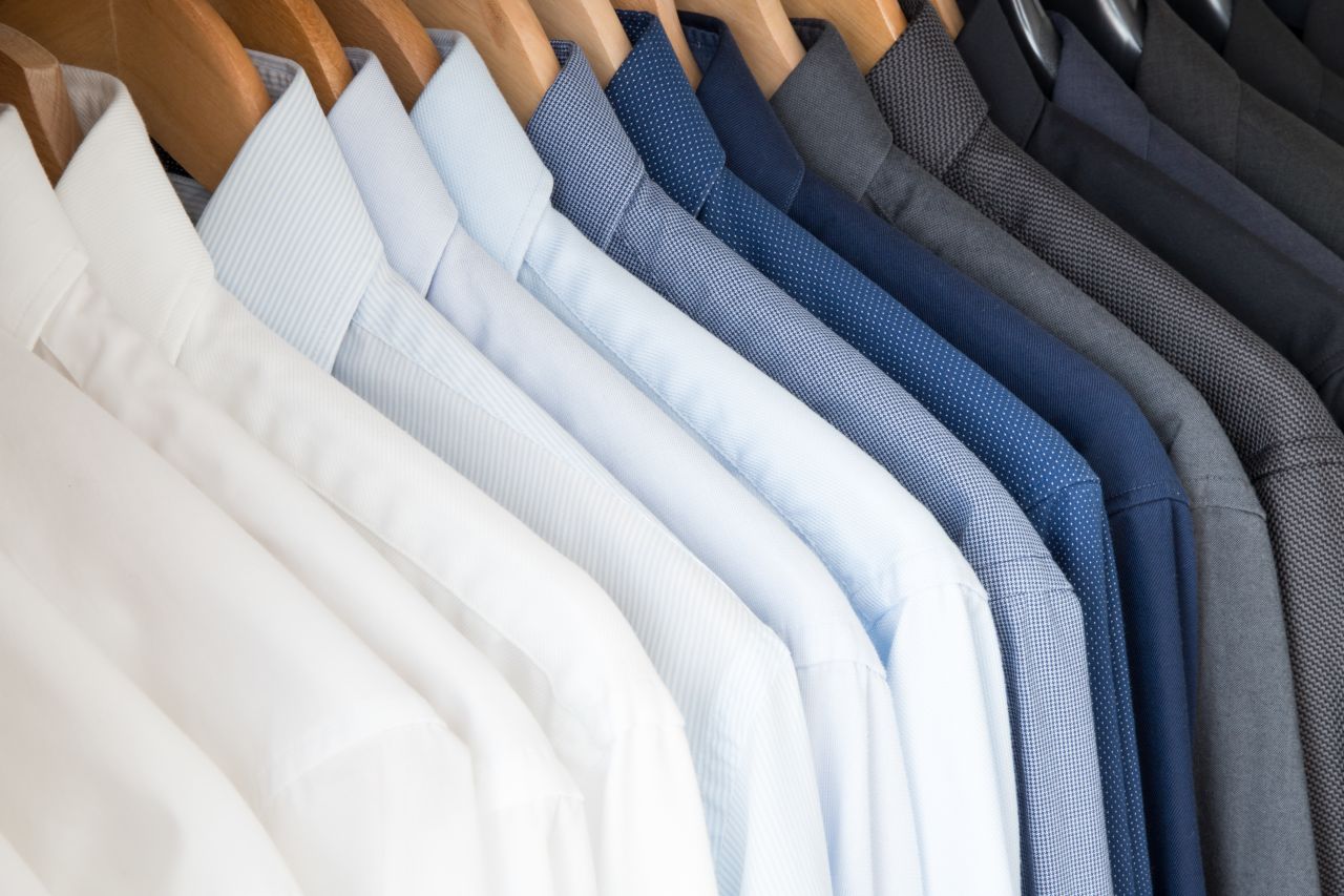 Odpowiednia koszula – na co zwrócić uwagę przy zakupie?