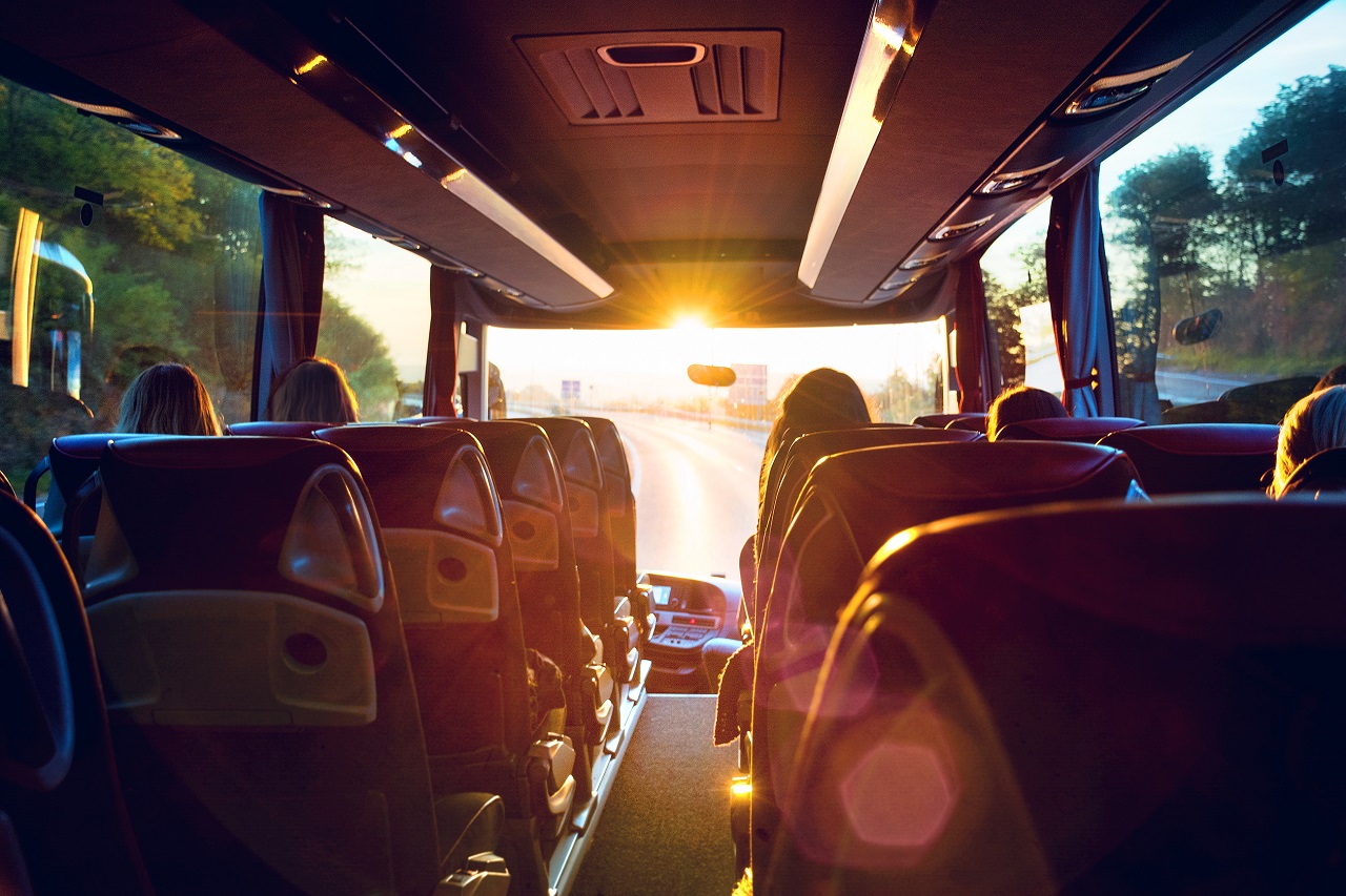 Podróż do Holandii – dlaczego warto wybrać busa?