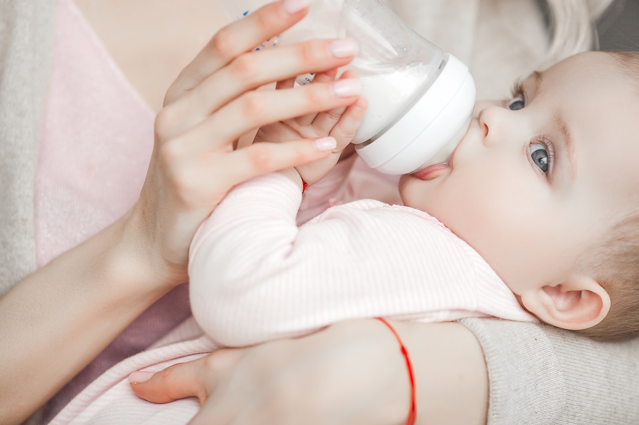 Mleko dla niemowląt – jakie powinno być?